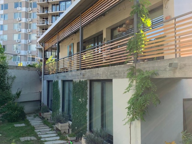VIVIENDA PUNTA CARRETAS